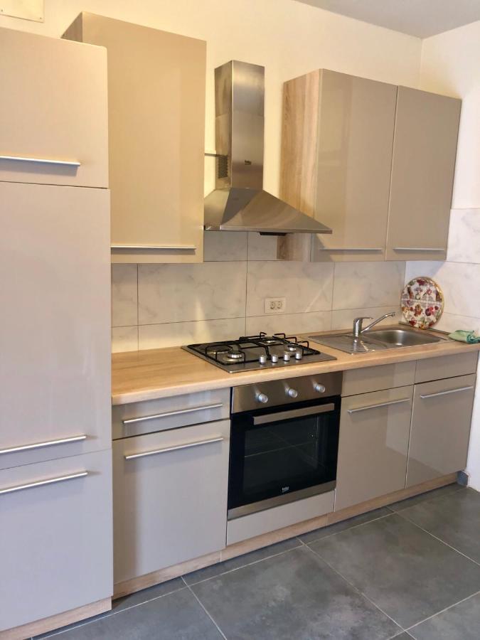 Apartmani Janja Starigrad Paklenica Εξωτερικό φωτογραφία