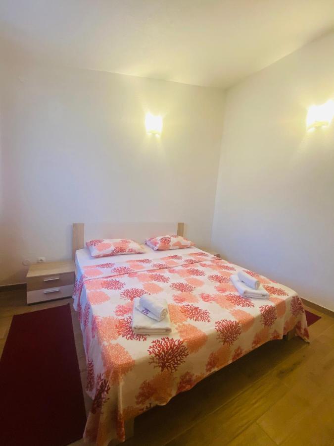 Apartmani Janja Starigrad Paklenica Εξωτερικό φωτογραφία